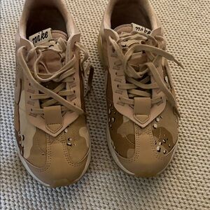 Nike Tan and Brown Camouflage Sneakers